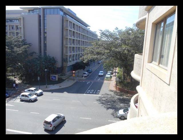 3 BEDROOM APARTMENT FOR SALE IN UMHLANGA RIDGE
